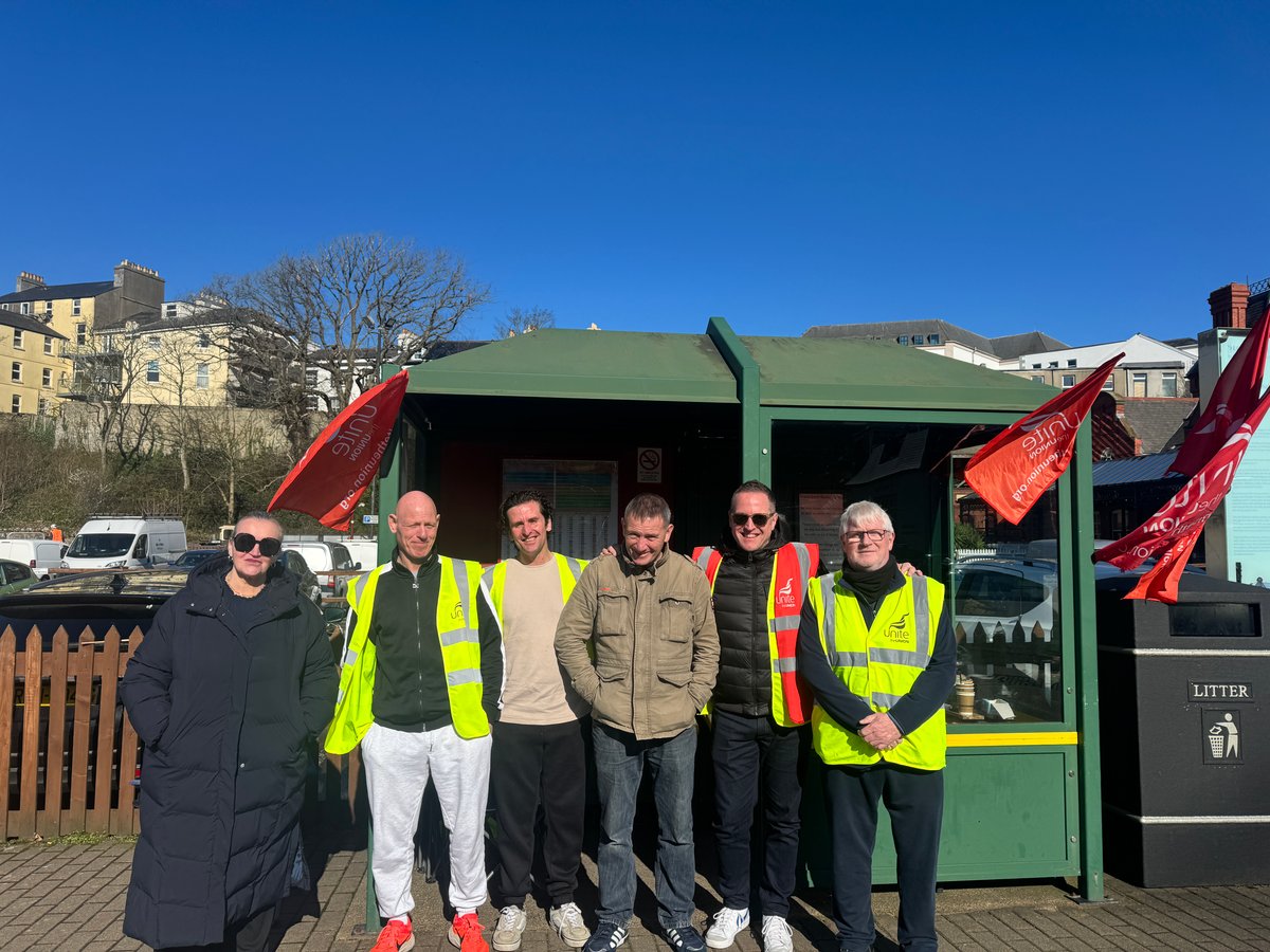 Bus drivers say ‘no end in sight’ to str