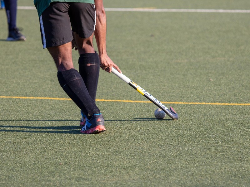 Hockey: Bacchas A extend lead at top of 