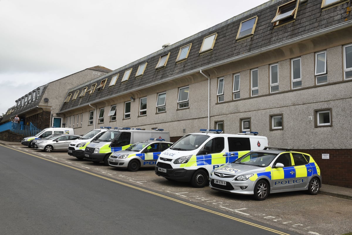 Man flipped middle finger as he walked p