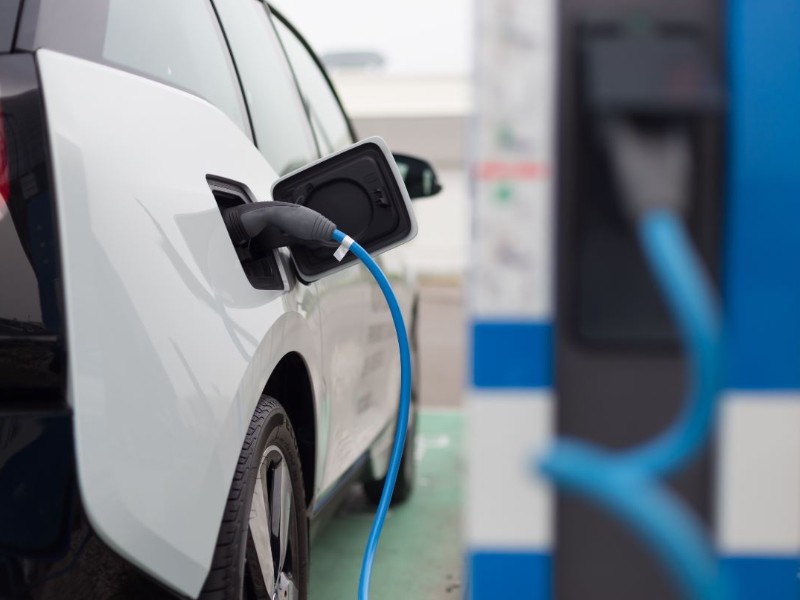 No scheme for cross pavement EV charging