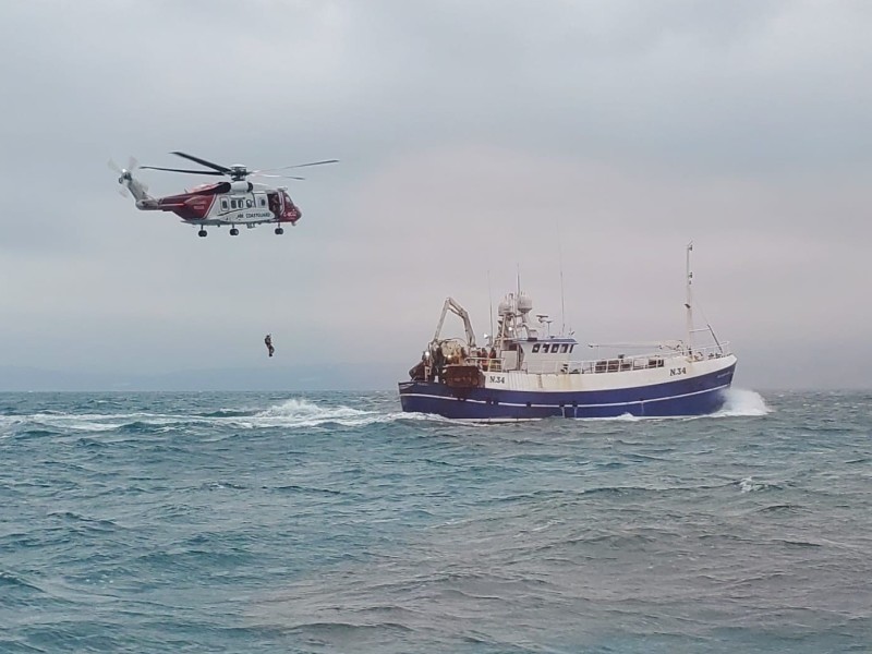 Peel RNLI assists with medical emergency