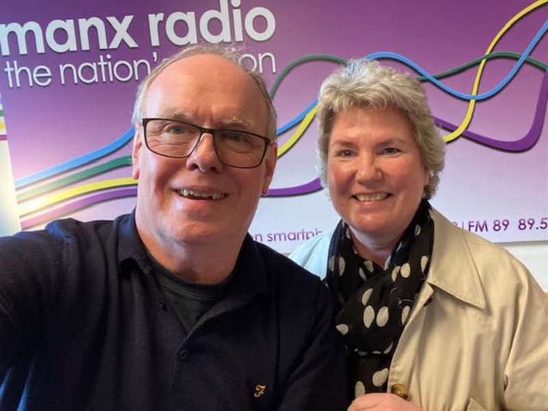 Tributes paid to cancer awareness campai